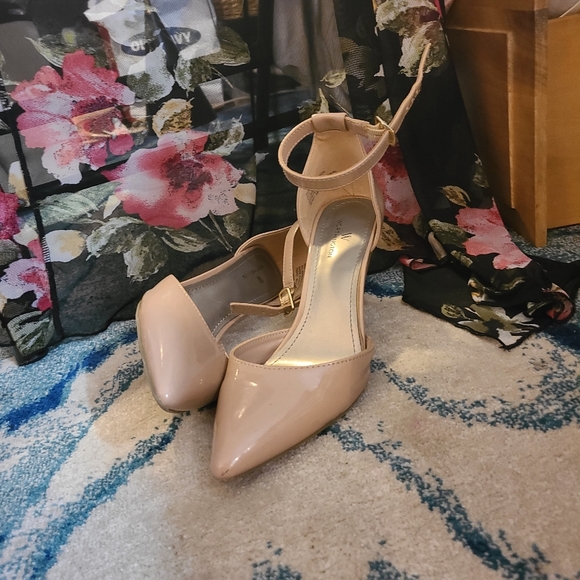 nude heels - Picture 7 of 7